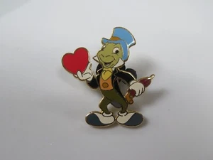 🌷 Prendedor de intercambio Disney 2004 - JIMINY CRICKET CORAZÓN DEL DÍA DE SAN VALENTÍN Pinocho - Imagen 1 de 5