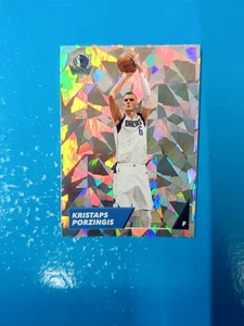 Figurina Sticker Panini NBA 2021-2022 New N 303 Kristaps Porzingis Mavericks - Picture 1 of 1