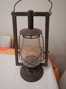 Vintage quadratische DIETZ röhrenförmige Heißstrahl-Petroleumlaterne VICTOR New York - Bild 1 von 7
