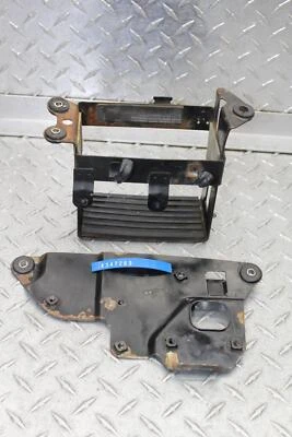 1983 铃木 GS1100ES 电池托盘/板零件支架 41540-08C00 — 第 1/4 张图片