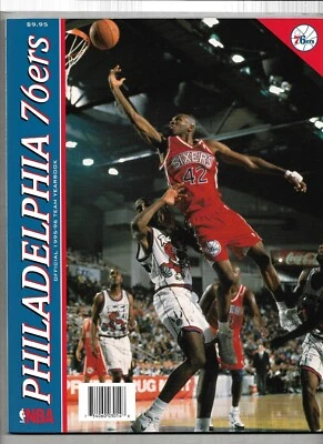 Anuario de baloncesto Philadelphia 76ers 1995-96-----Excelente Foto 1 de 2