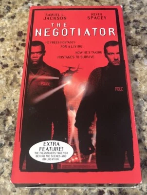 THE NEGOTIATOR VHS TAPE- SAMUEL L. JACKSON, KEVIN SPACEY Foto 1 de 3