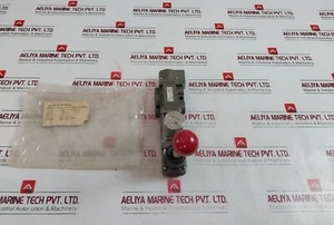 Versa VAP-3301-316-181CE Manual Reset Valve 55-200 PSIG/3.8-14 Bar - Picture 1 of 11