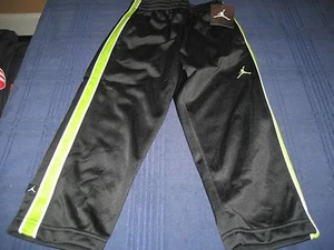 BOYS NIKE AIR JORDAN TRACK PANTS BLACK/LIME GREEN SIZE 4 NWT MSRP $43 - Picture 1 of 1