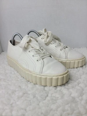 Tory Burch  Scallop Sneaker Womens  Size 8.5 White Calf Leather Shoes - Image 1 of 4