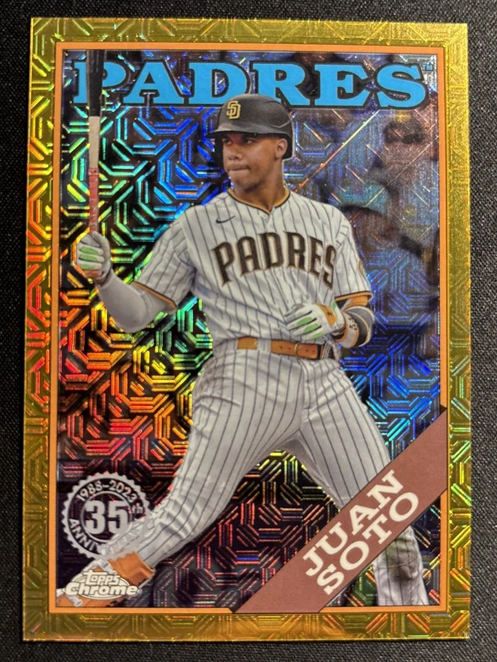 2023 Topps Silver Pack Juan Soto Update Gold Refractor /50 #T88CU-69 - Image 1 of 2
