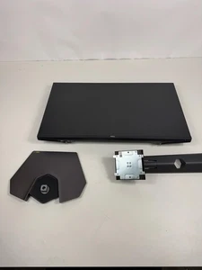 Dell G3223Q Gaming Monitor - 32-Inch 4K Ultra UHD *Damaged* - Picture 1 of 11