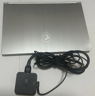 微星 PS42 现代 8RA 14 英寸全高清 i5-8265U 8GB 256GB 固态硬盘 GeForce MX250 便携式电脑 — 第 1/4 张图片