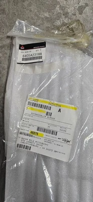 NEW OEM Mitsubishi Front Bumper Extension 6405A231HA — 第 1/2 张图片