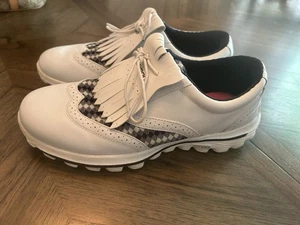 Sketchers Women’s Golf Shoes- Size 9 - Picture 1 of 8