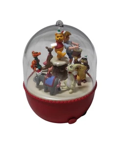 Hallmark Ornament: 1994 Winnie the Pooh Parade, QLX7493, Non-Mint Box - Picture 1 of 2