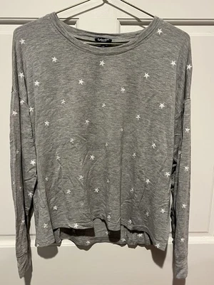 Splendid Gray stars viscose elastane Medium Women’s Top EUC - Image 1 of 4
