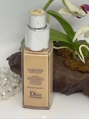 Dior Forever Skin Glow 24H Wear Radiant Foundation SPF 15 - 1.5W - .67 oz - New - Image 1 of 3