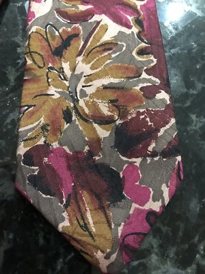 Gravata vintage Abercrombie & Fitch seda majenta abstrata 3 1/2 x 56 feita à mão EUA - Imagem 1 de 4