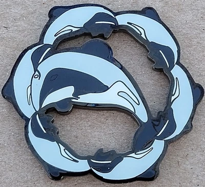 Hector's Dolphin Geocoin (2007) - Activated & Adoptable - TB1YZ8Q - Image 1 of 2