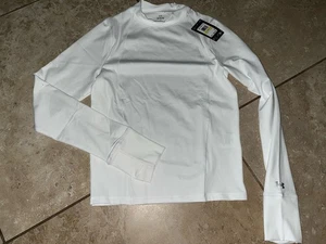 NWT Under Armour White Movement Cold Weather Long Sleeve Fitted Top Med $60 - Picture 1 of 2