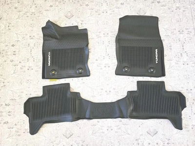 Alfombrillas TOYOTA TUNDRA 2022-2025 DOBLE CABINA NUEVAS para todo tipo de clima OEM PT206-34220 Foto 1 de 4