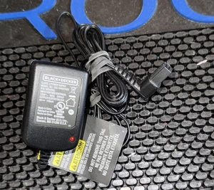 Black & Decker Zasilacz Zasilacz Model SSC-040015US Wyjście 4V AC 150mA OEM - Zdjęcie 1 z 2