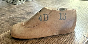 Antike Kinder Schuster Schuhform / Form Prinitiv Holz - Bild 1 von 7