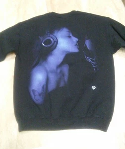 Felpa Ufficiale Ariana Grande AGB27AGB 27 1993 Pullover Nero Tg M - Foto 1 di 6