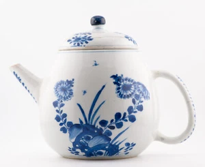 Antique Chongzhen / Shunzhi Period Chinese Porcelain Blue & White TeaPot - Picture 1 of 1