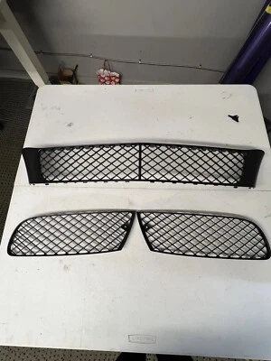 Juego de rejilla de parachoques delantero OEM BENTLEY CONTINENTAL FLY SPUR 2006-2009 Foto 1 de 4