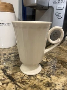 VILLEROY & BOCH COUNTRY HERITAGE - White Footed Mugs - SET of 2 - Picture 1 of 2