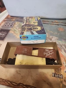 Athearn 5002 2.50 HO Scale Kit 40' Box Car CB&Q 35789 Burlington Blue Box NOS - Picture 1 of 4