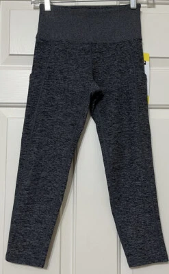 NUEVO CON ETIQUETAS Kirkland Signature Talla S Gris Negro Cepillado Legging Capri Mujer Foto 1 de 4