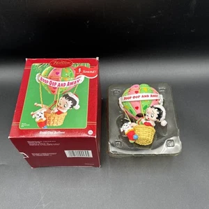 Betty Boop Oop and Away Adorno de Navidad Globo de Aire Caliente Colección Reliquia - Imagen 1 de 3