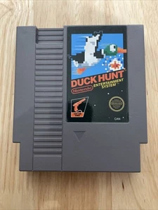 Duck Hunt 5 Screw (Nintendo NES, 1985) Authentic Tested Working - Picture 1 of 2