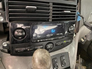 Temperature Control Front Control With AC Xle Fits 04-05 SIENNA 1885881 - Picture 1 of 12