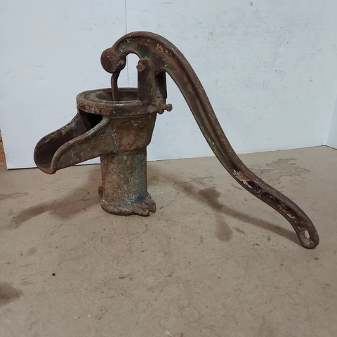 VINTAGE HAND WELL WATER PITCHER PUMP John Pritzlaff Antique Farm Ranch Cover