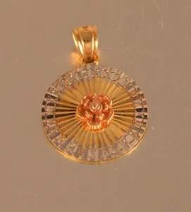 14K GOLD 3 TON SCHEIBE MIT ROSEGOLD BLUME IN DER MITTE ANHÄNGER (CH579) - Bild 1 von 4