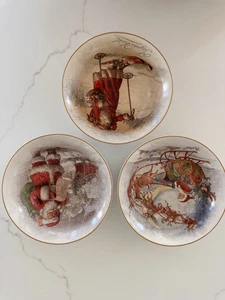 Pottery Barn Santa Claus Christmas Cereal Soup Ceramic Bowl Set Of 3 Nostalgic - Picture 1 of 13