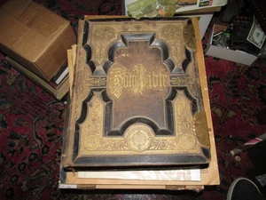 GERIEMTES antikes Buch Heilige Bibel ERBIN,NEVIN LEDER John E Potter & Co 1870er - Bild 1 von 24