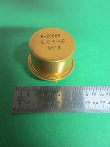 RARE BENDIX QUARTZ RESONATOR GOLD COLD WELDED HC-45 FREQUENCY 5 MHz SC STANDARD - Picture 1 of 3
