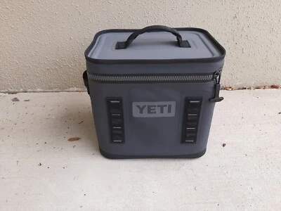 Yeti Hopper Flip 8 - Image 1 of 2