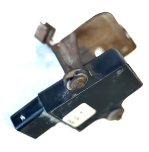 1996 Ford F150 F250 F350 351W 5.8L ENGINE MAP SENSOR WITH BRACKET USED OEM - Picture 1 of 8