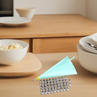 Reusable Blue Silicone Piping Bags and Stainless Steel Nozzles Set 5026PCS - Image 1 of 4
