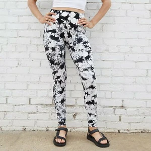 Women's Seamless High-Waisted Tie Dye Leggings - Xhilaration - Black & White S/M - Picture 1 of 7