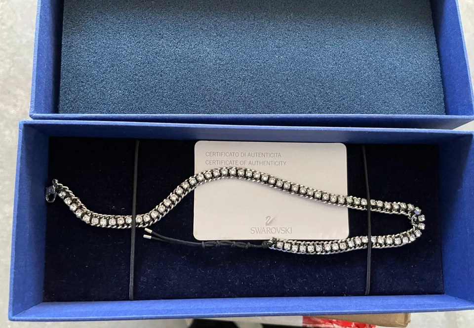 Swarovski bracciale/girocollo con cordoncino nero regolabile COME NUOVO - Immagine 1 di 4