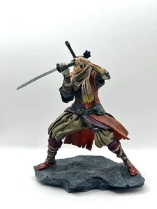 Sammlerstück SEKIRO Shadows Die zweimal PVC Actionfigur/Statue 19 cm/7,5" - NEU 🙂 - Bild 1 von 8
