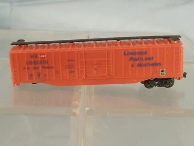 Model Power  N Scale Longview Portland & Northern 60059 40' Box Car - Image 1 of 4