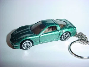 HOT 3D GREEN CHEVROLET CORVETTE CUSTOM KEYCHAIN keyring GM Hot Wheels - Picture 1 of 3