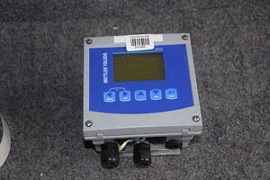 Mettler Toledo M400 FF Process Transmitter #214382-Q5 - Picture 1 of 5