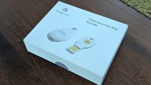 Google Titan Security Key Bundle - Afbeelding 1 van 3