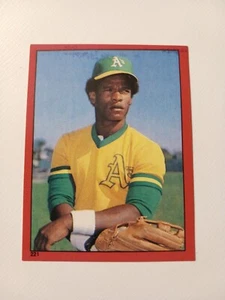 1982 Topps Sticker RICKEY HENDERSON #221 Oakland Athletics - Bild 1 von 2
