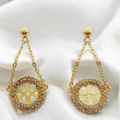 Pendientes colgantes con pavé Tory Burch Miller. Venta al por menor $148 Foto 1 de 3