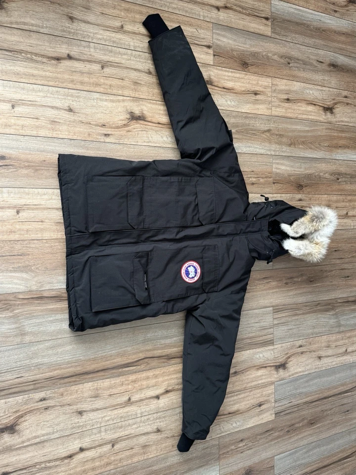 Parka masculina Canada Goose tamanho XL  - Imagem 1 de 4